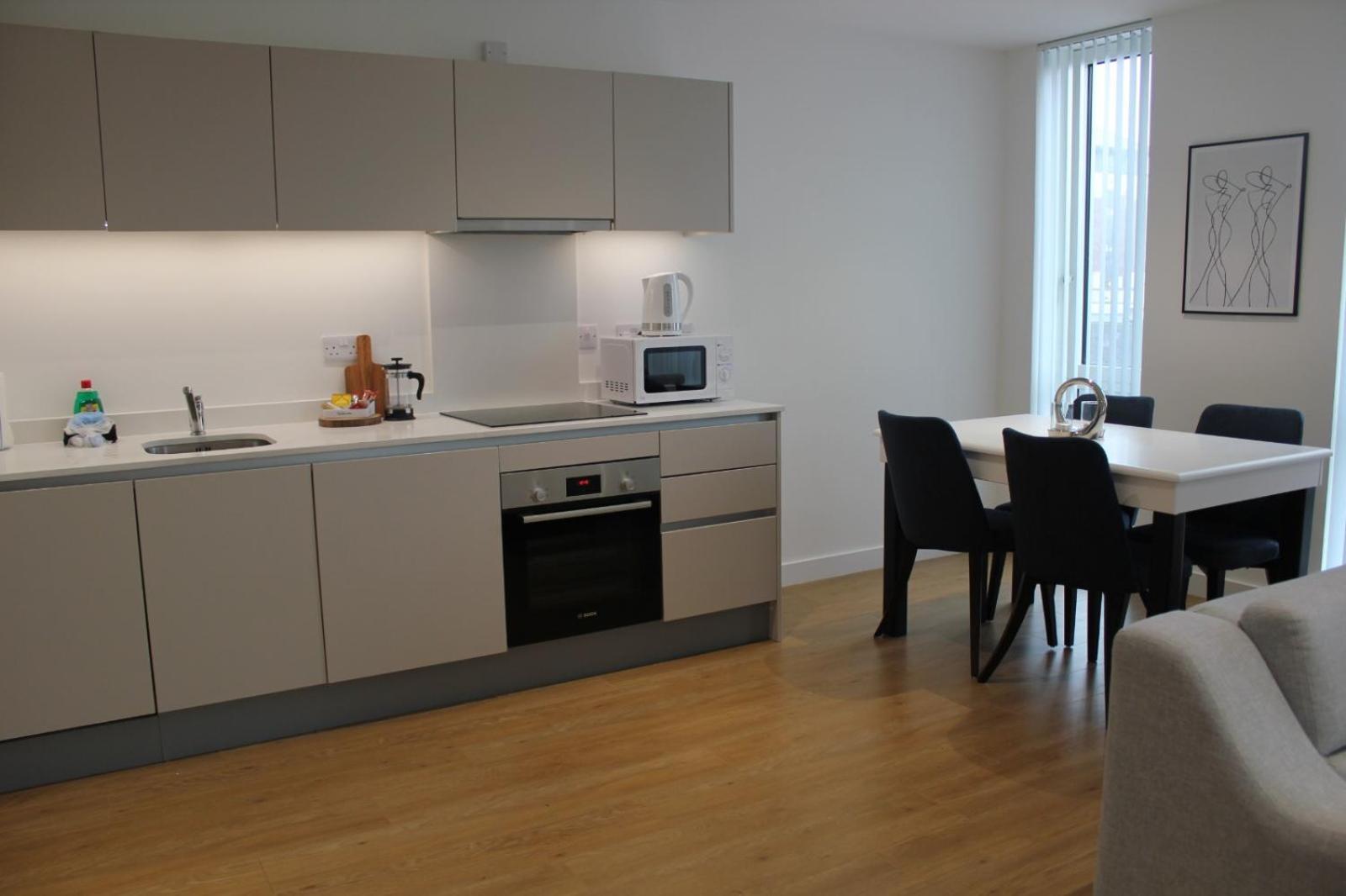 Berks Luxury Serviced Apartments , Free Parking, Free Gym And Free Wifi Bracknell Dış mekan fotoğraf