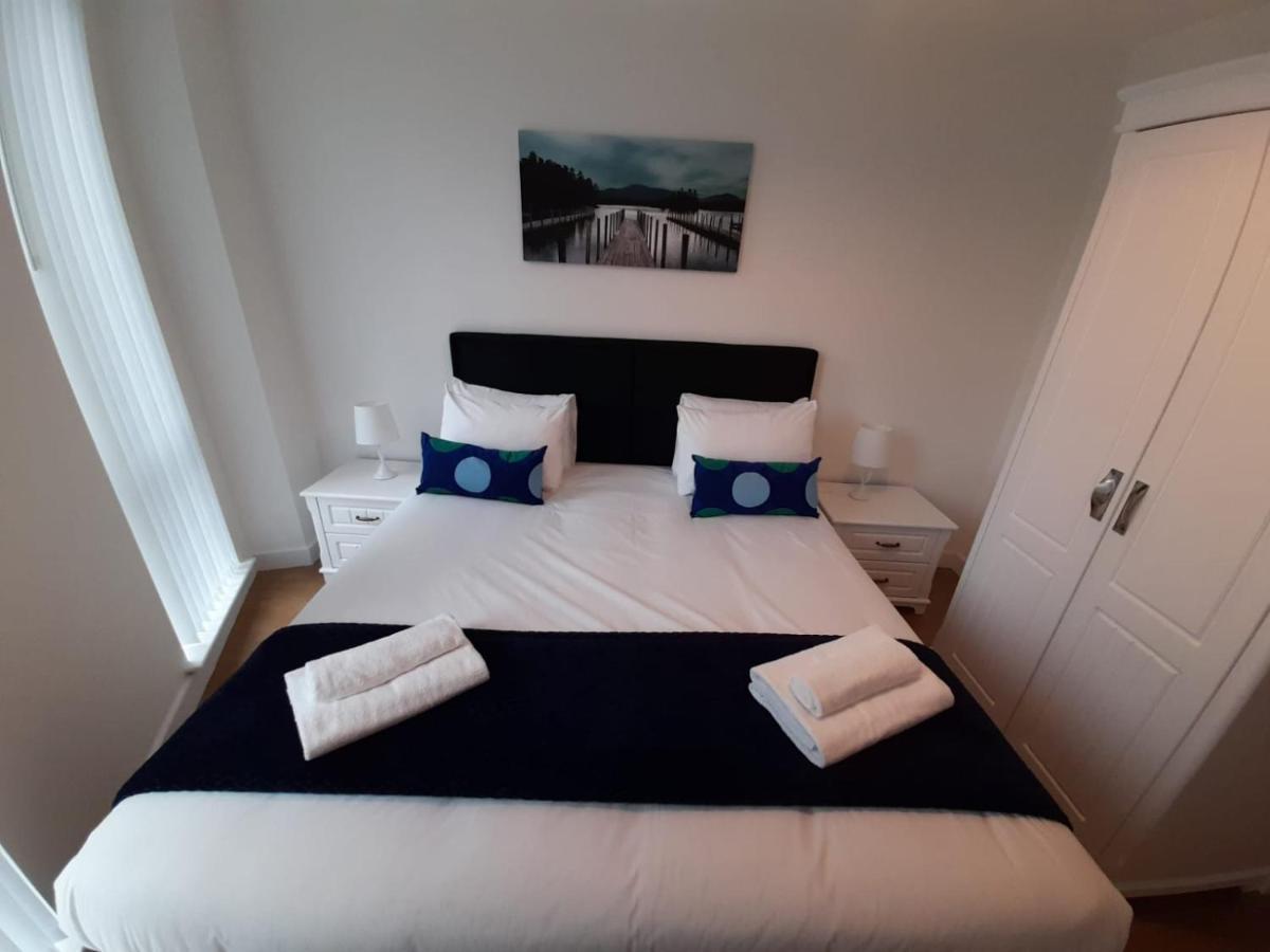 Berks Luxury Serviced Apartments , Free Parking, Free Gym And Free Wifi Bracknell Dış mekan fotoğraf