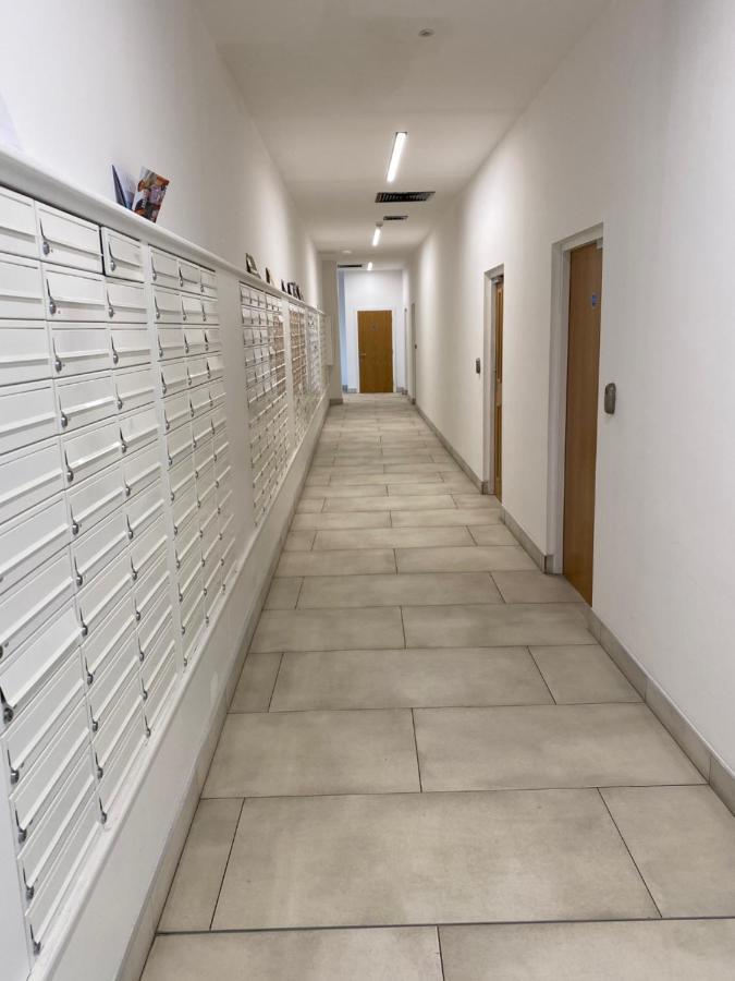 Berks Luxury Serviced Apartments , Free Parking, Free Gym And Free Wifi Bracknell Dış mekan fotoğraf