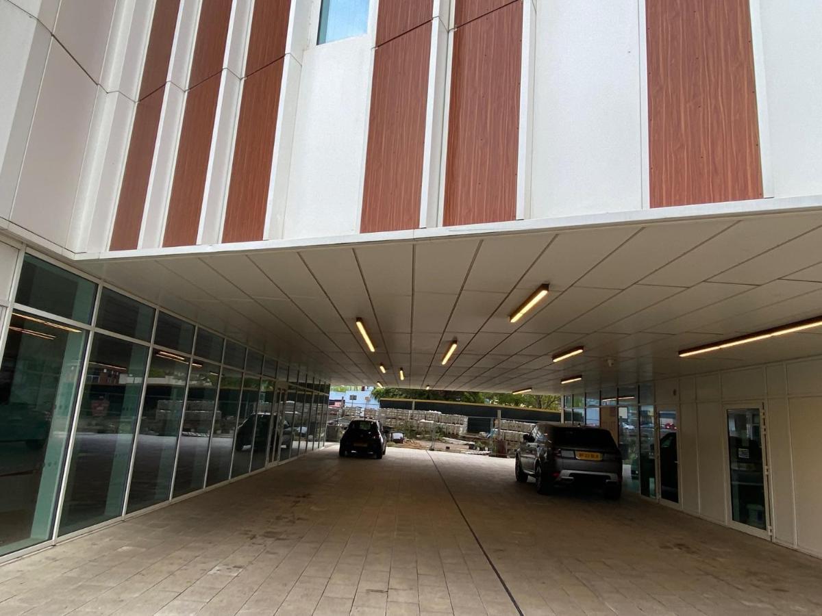 Berks Luxury Serviced Apartments , Free Parking, Free Gym And Free Wifi Bracknell Dış mekan fotoğraf