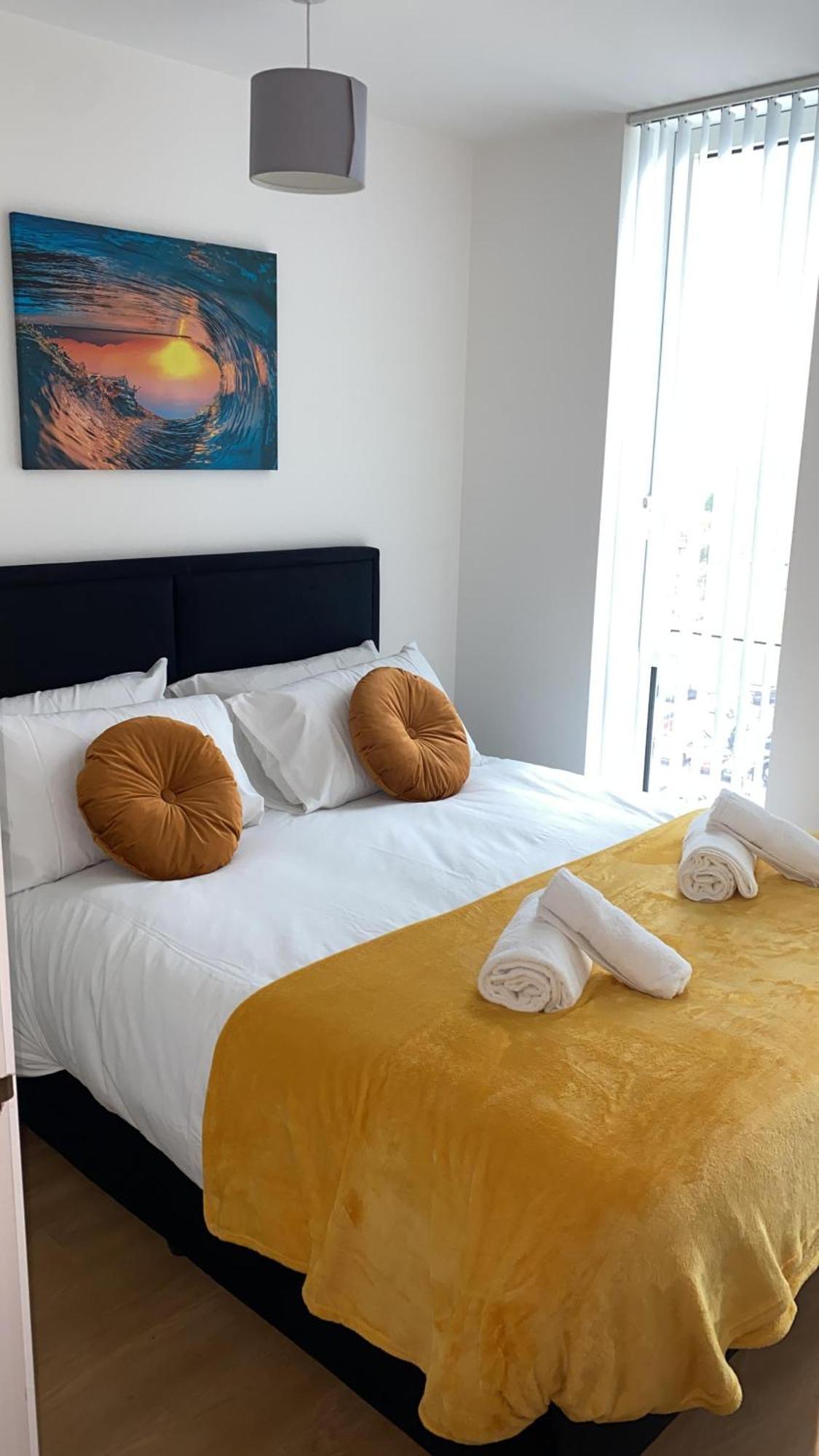 Berks Luxury Serviced Apartments , Free Parking, Free Gym And Free Wifi Bracknell Oda fotoğraf